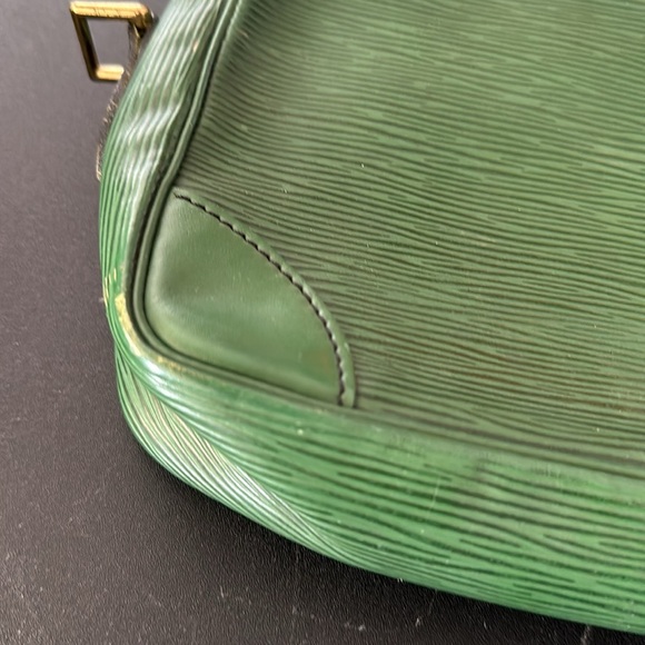 Louis Vuitton crossbody no strap - Picture 12 of 13